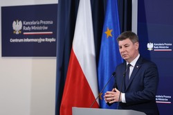Grabiec: W budżecie brakuje 3 mln zł. Müller odpowiada ws. sytuacji w KPRM