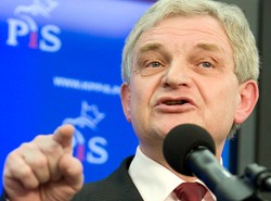 "SLD ratuje się przed polityczną śmiercią"