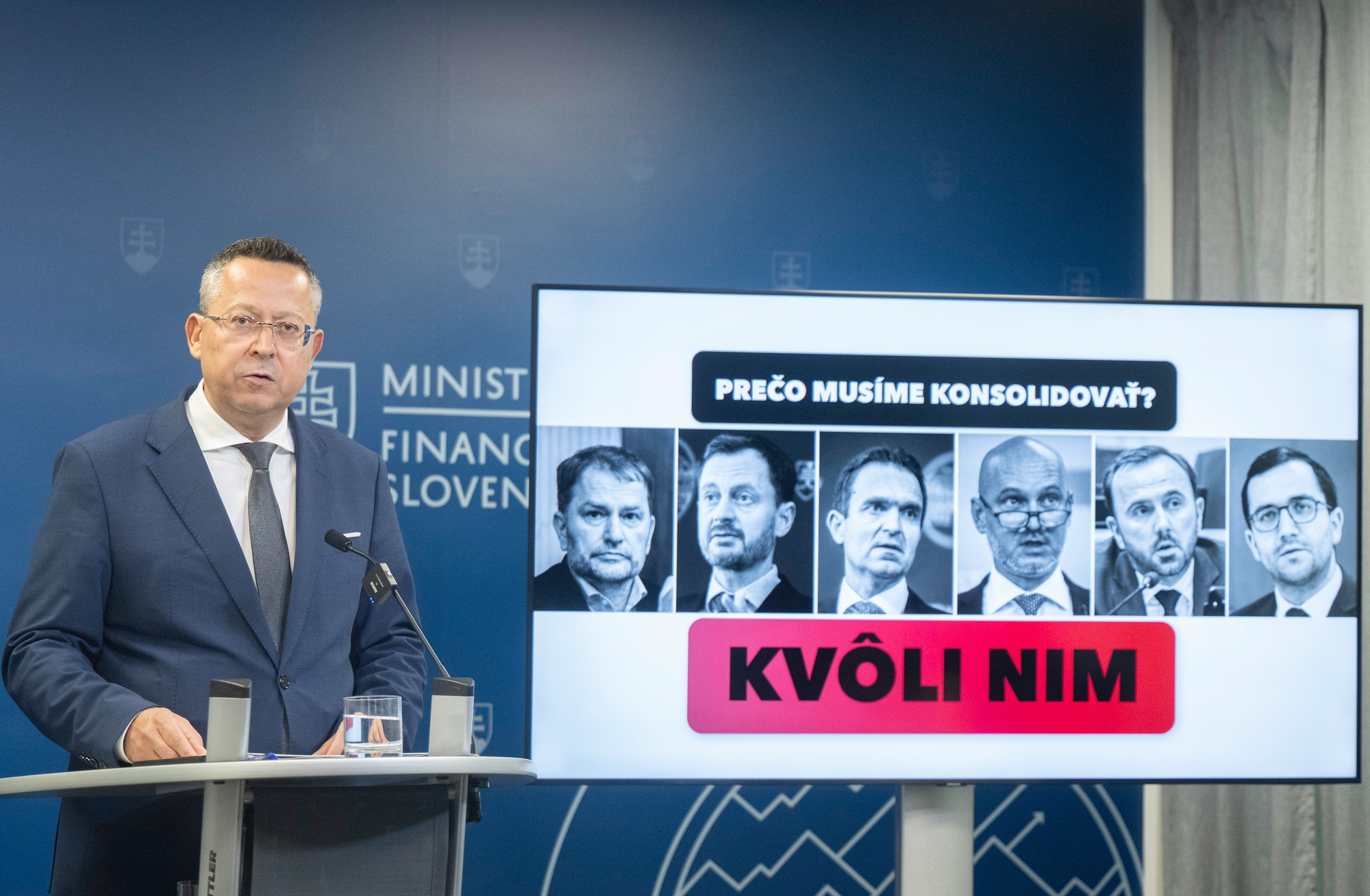 Minister financií SR Ladislav Kamenický predstavil konsolidačné opatrenia na rok 2026.