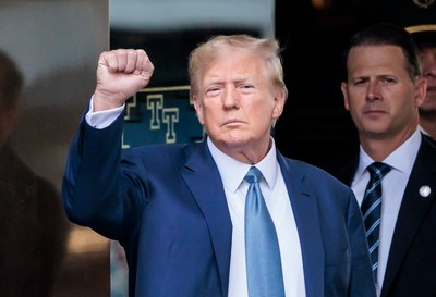 Ex prezydent Trump przed sądem. Odpowiadał na pytania prokurator generalnej dotyczące oszustwa