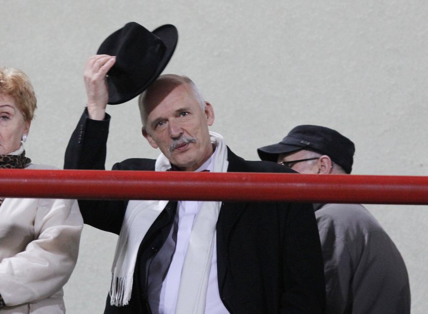 Korwin Mikke o byłym prezydencie: bredzi bez ładu i składu