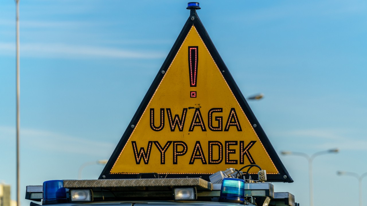 Utrudnienia na autostradzie A2. Zderzyły się dwa samochody