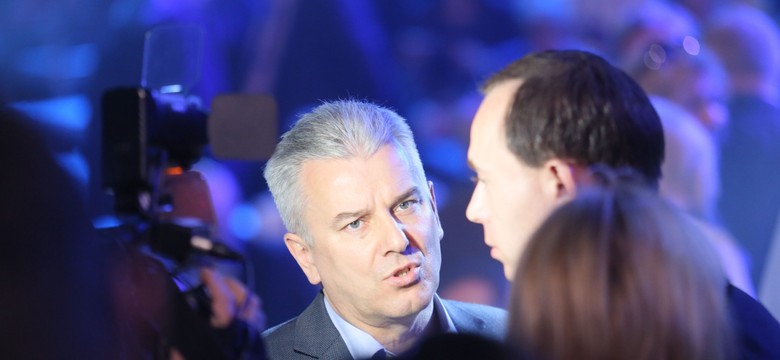 Prokuratura chce odebrania pozwolenia na broń Grabarczykowi i Selidze