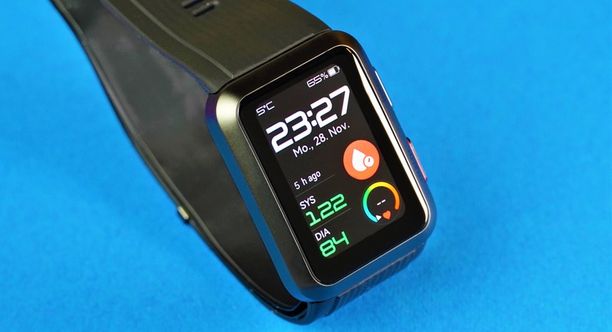 Huawei watch s top