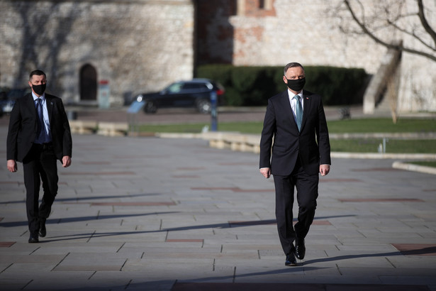 Prezydent Andrzej Duda w drodze na Wawel