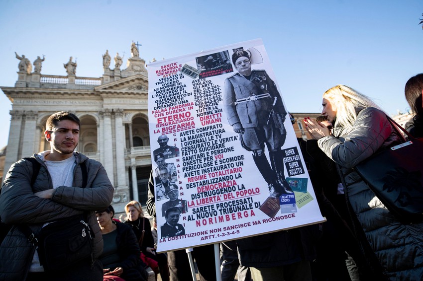 Protest antivaksera u Rimu