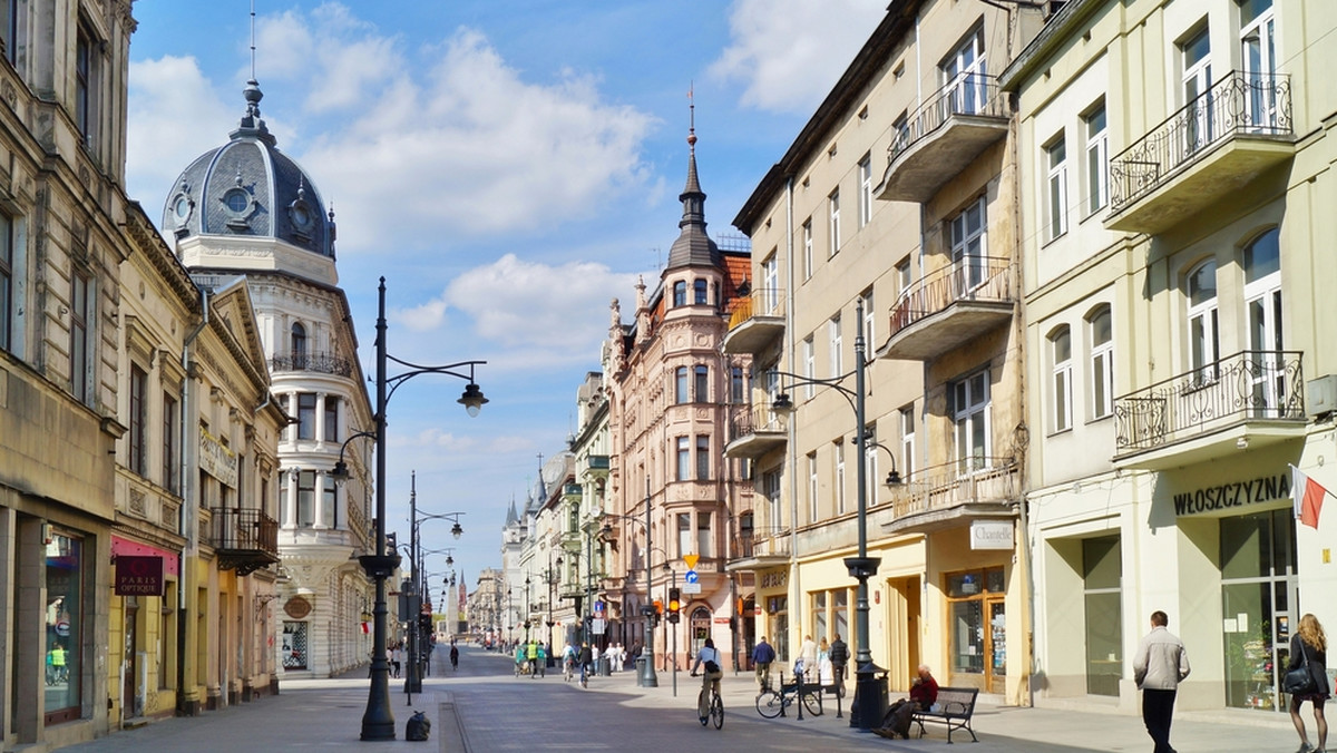 W gmachu dawnego Banku Towarzystwa Wzajemnego Kredytu Przemysłowców Łódzkich swoją nową siedzibę będzie miał Sejmik Województwa Łódzkiego. Radni do zabytkowych wnętrz przeniosą się po ukończeniu rewitalizacji za ok. 12 mln zł.