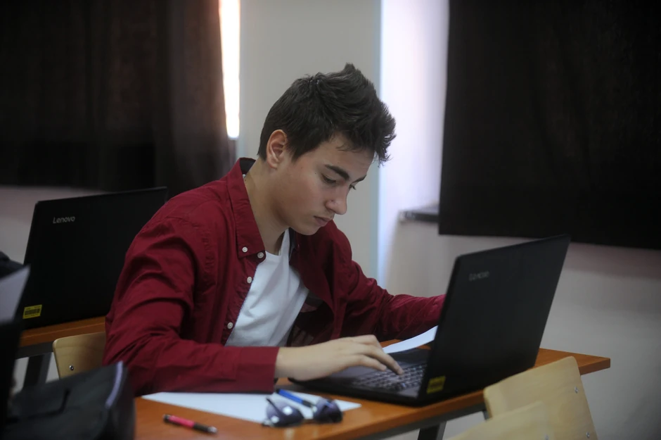 PISA testiranje obavljeno je elektronski, preko računara i laptopova