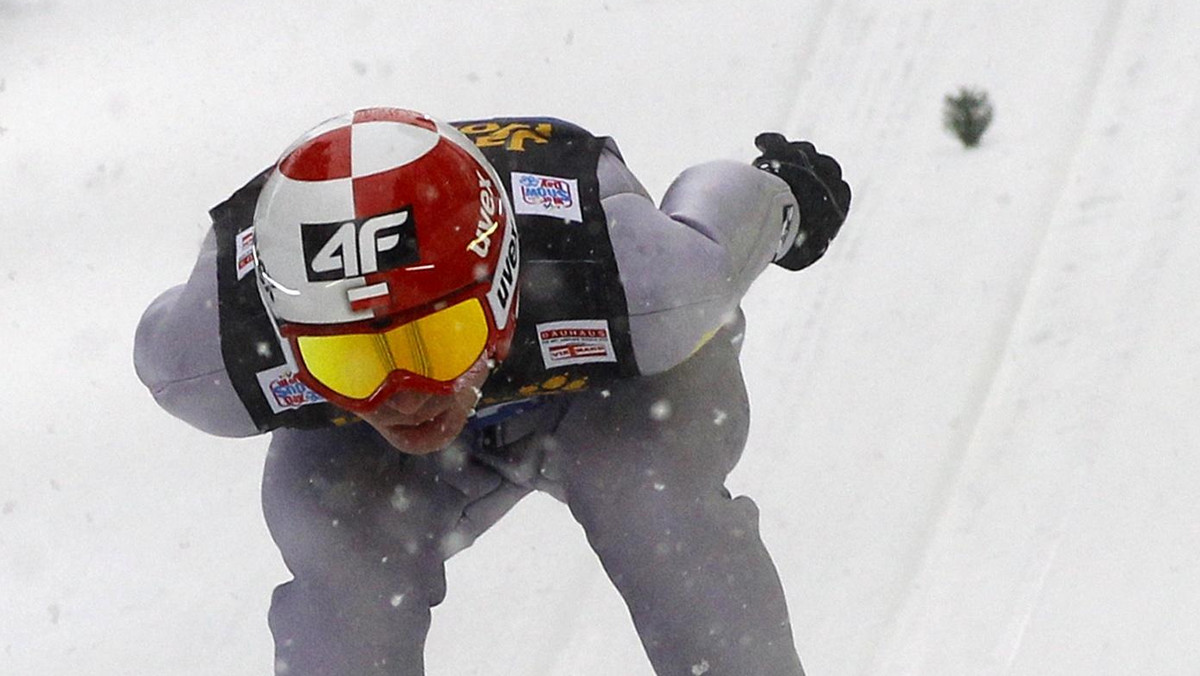 Kamil Stoch ponownie zaprezentował się najlepiej z Polaków, podczas sesji treningowej przed konkursem w Willingen, uzyskując dziewiąty rezultat. Najlepszy, dość nieoczekiwanie okazał się młody Norweg Anders Fannemel.