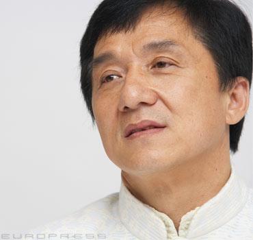 Nem lehet nem megkönnyezni! Így mond hálát Jackie Chan-nek egykori kaszkadőrcsapata (videó)