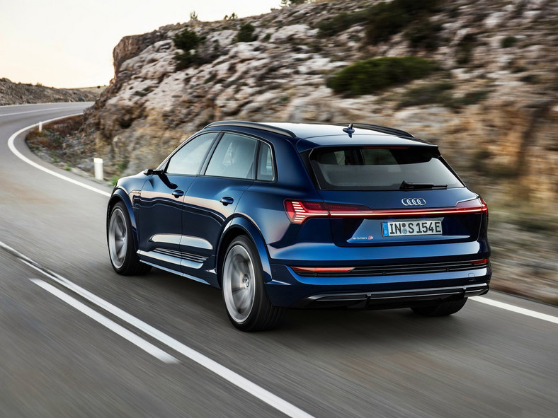 Audi e-tron S