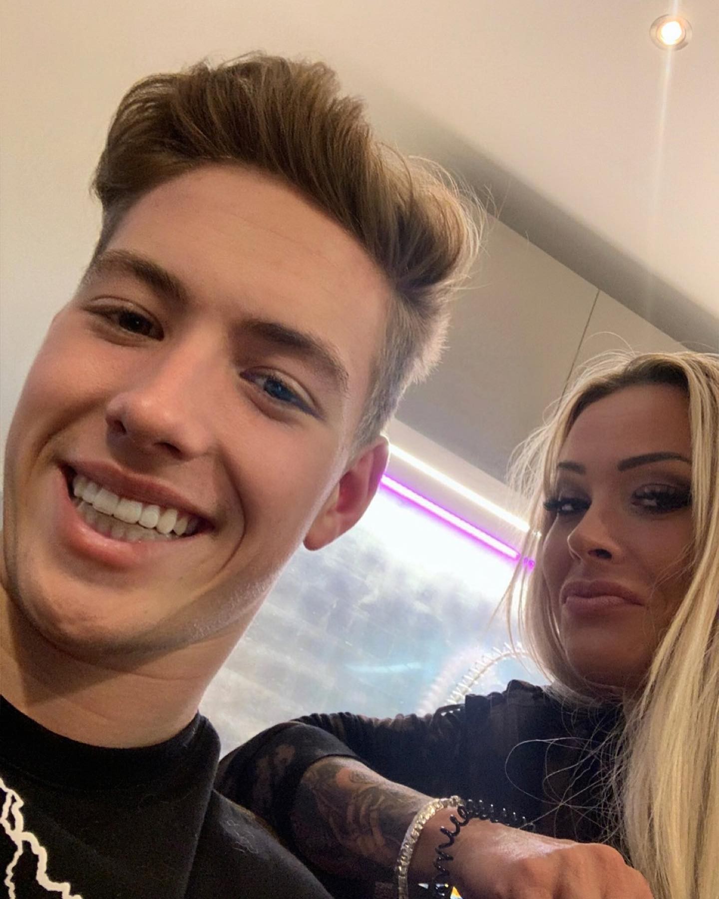 Cora Schumacher, bývalá manželka Ralfa Schumachera, so synom Davidom.