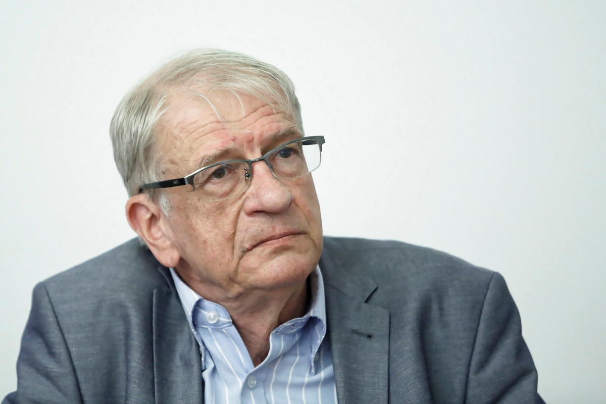 Wojciech Roszkowski laureatem Nagrody im. Mackiewicza