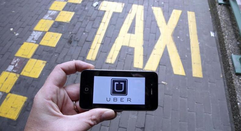 U.S. judge certifies class action against Uber over gratuities