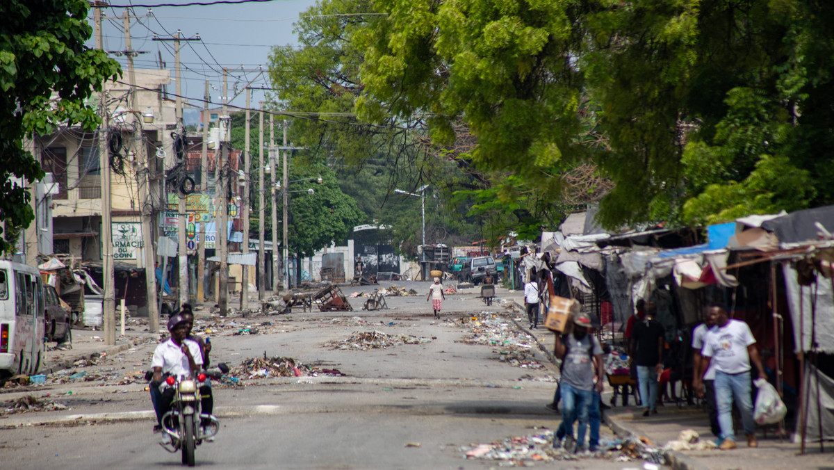 Tragiczna sytuacja na Haiti. Gangi kontrolują niemal całą stolicę