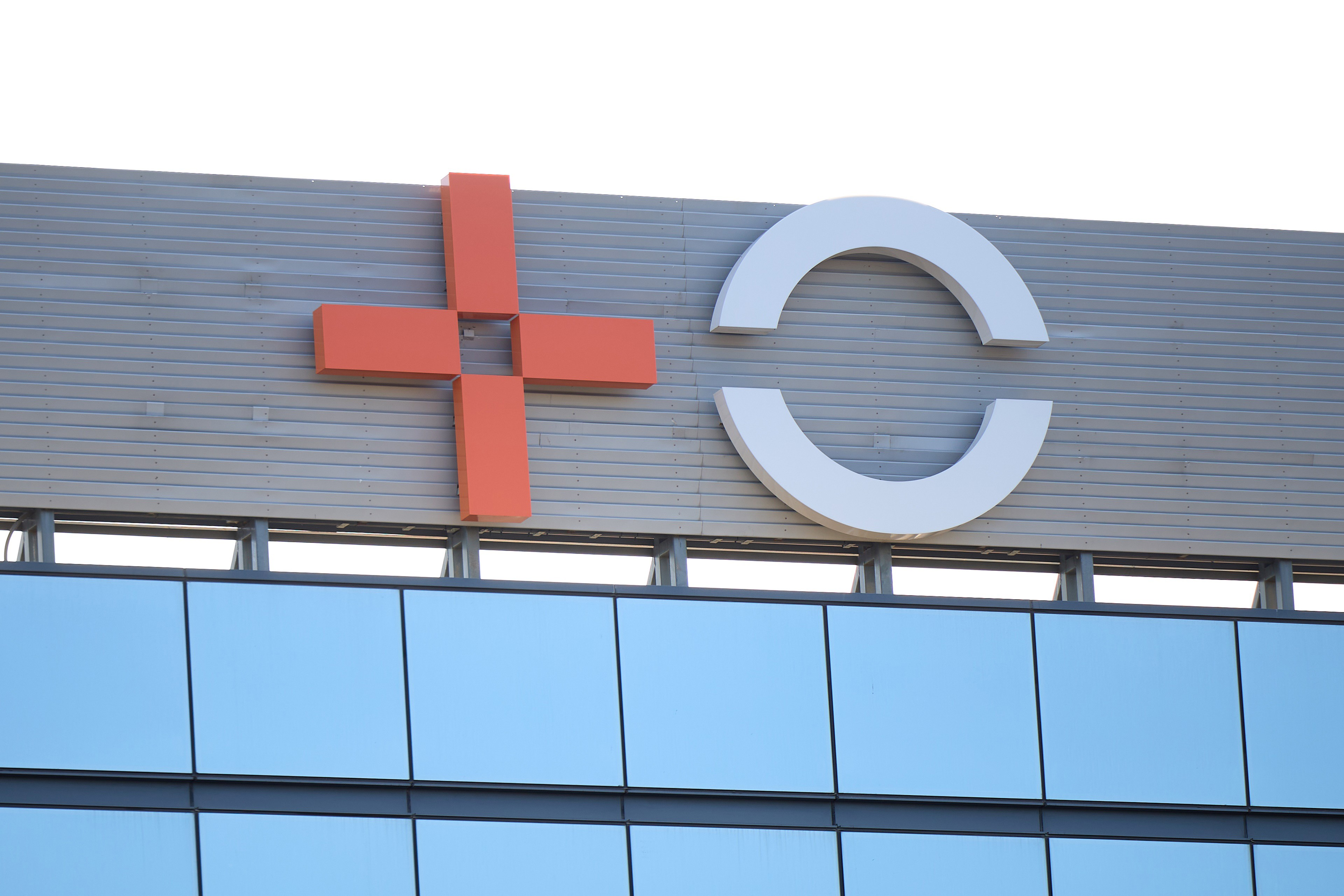 Orange compra MasOrange por 4.250 millones y domina las telecom en España