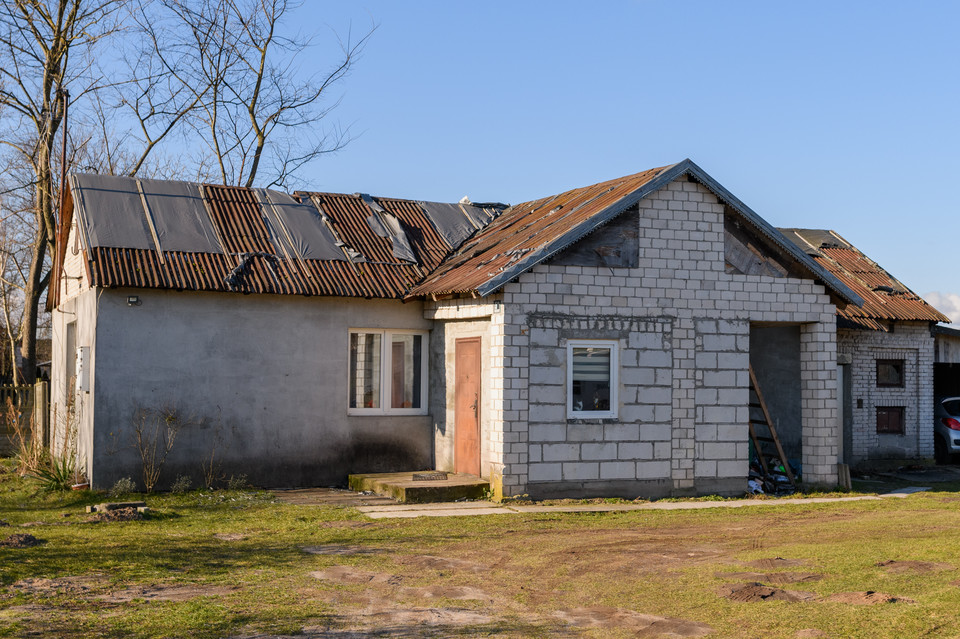 "Nasz nowy dom" w Roszczepie. Dom pani Celiny przed metamorfozą