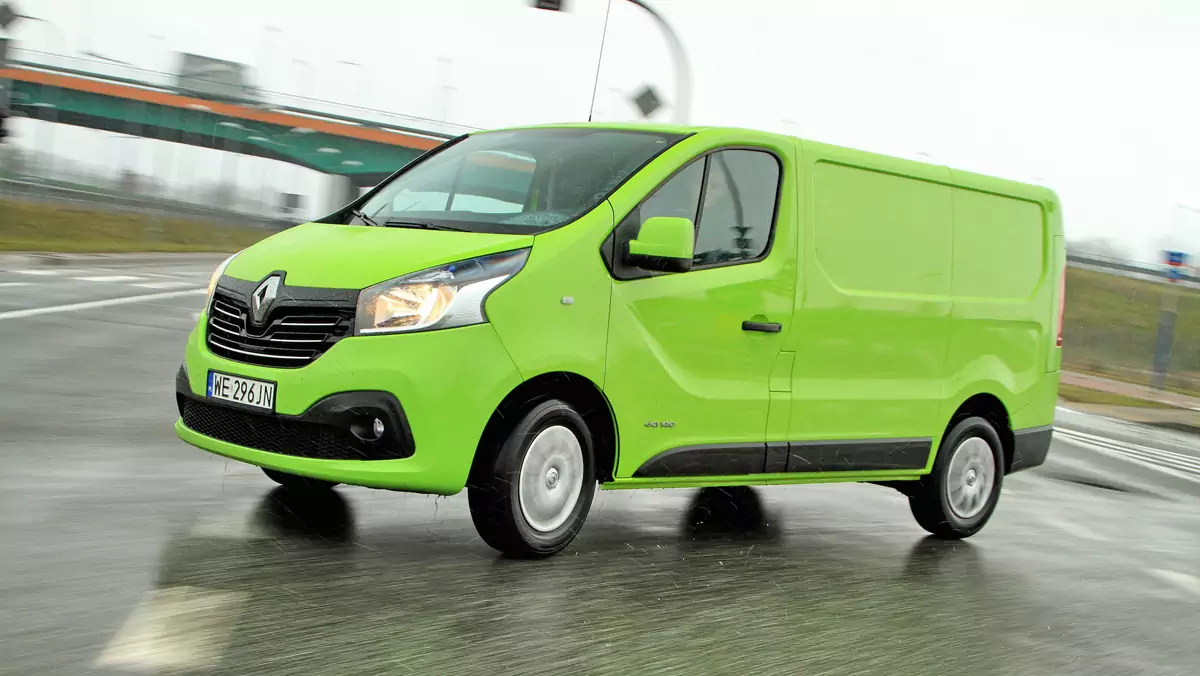 Renault Trafic  (1)