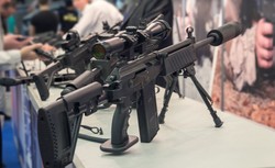 Młodzi Amerykanie w ciągu dziesięciu lat wydali miliard dolarów na karabiny szturmowe