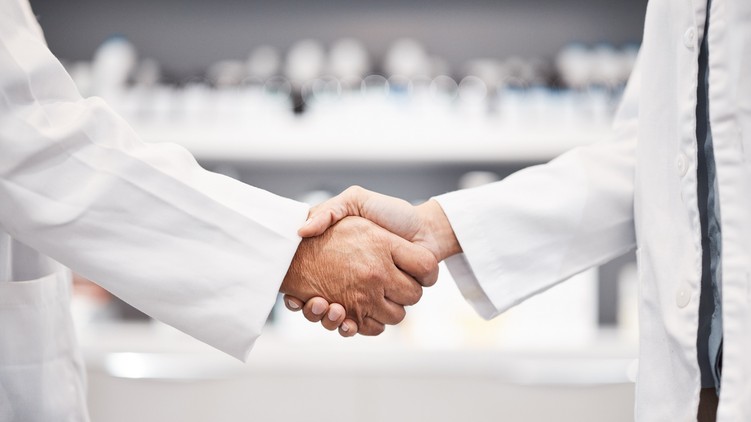 SYNLAB TritonLife stratégiai partnerségi megállapodás