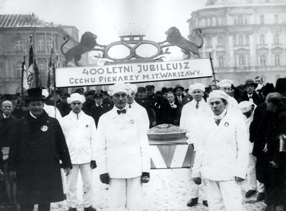 Jubileusz 400-lecia istnienia cechu piekarzy warszawskich (1931, domena publiczna).