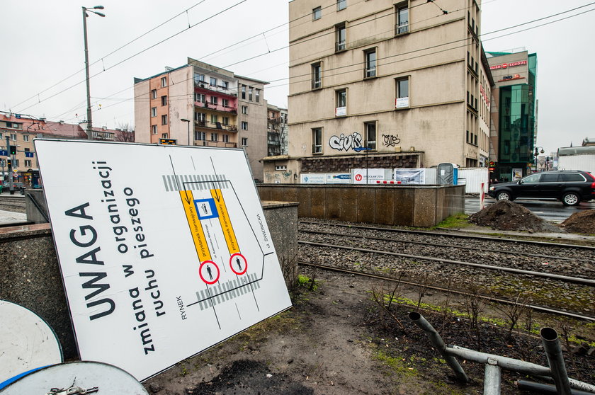 Zmiany w związku z zamknięciem Przejścia Świdnickiego we Wrocławiu