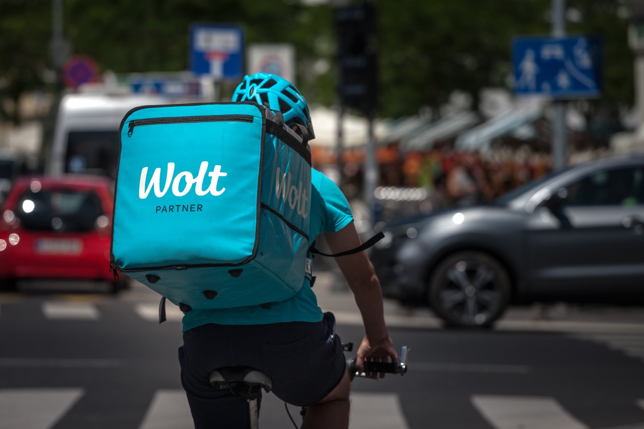 Lažni &#34;Wolt&#34; dostavljači haraju Beogradom! Organizovana grupa krade porudžbine: Evo kako tačno varaju sistem