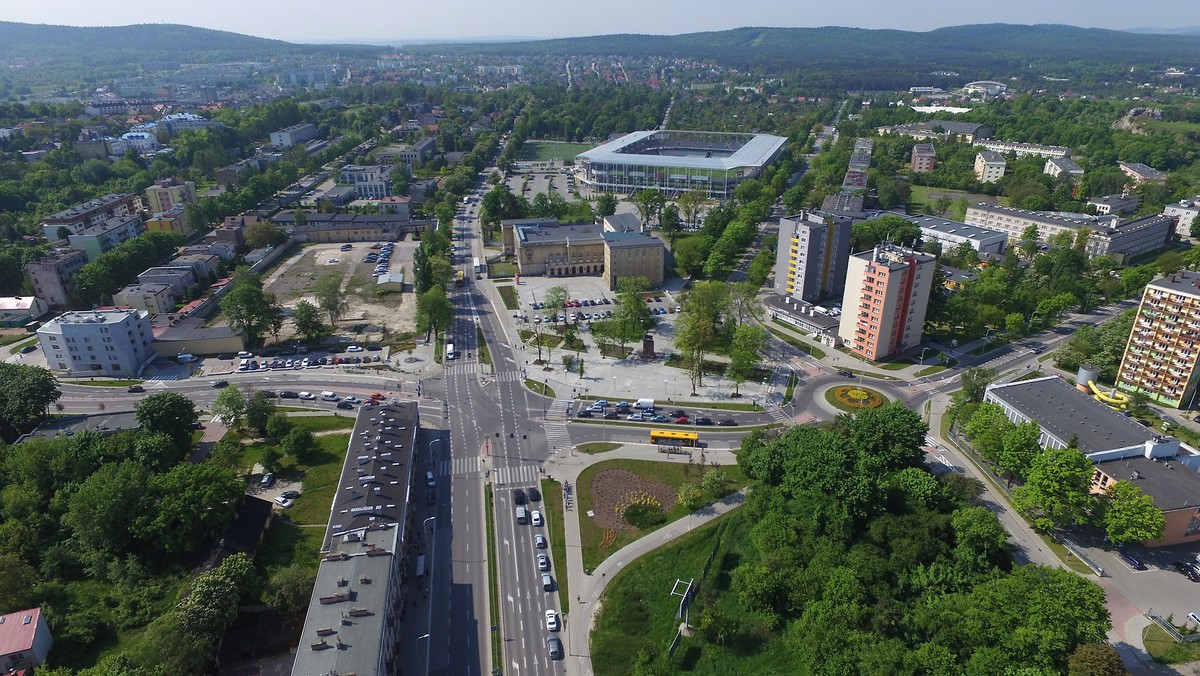 Kielce: Wszystkich Świętych. Zmiany w ruchu przy cmentarzach