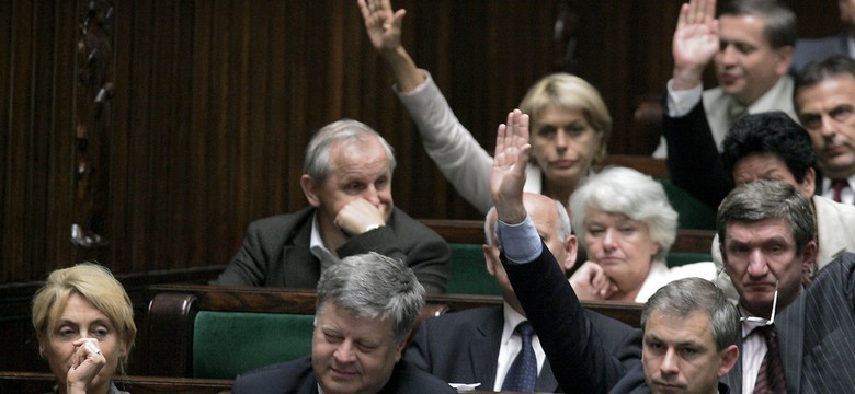 SMS-y do SLD: "K...a! Co wy robicie?!"