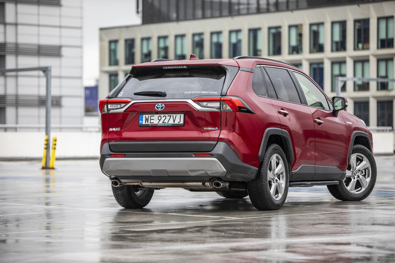 Toyota RAV4 2.5 Hybrid FWD