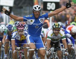 Szok wśród włoskich fanów kolarstwa. Król sprintu na dopingu