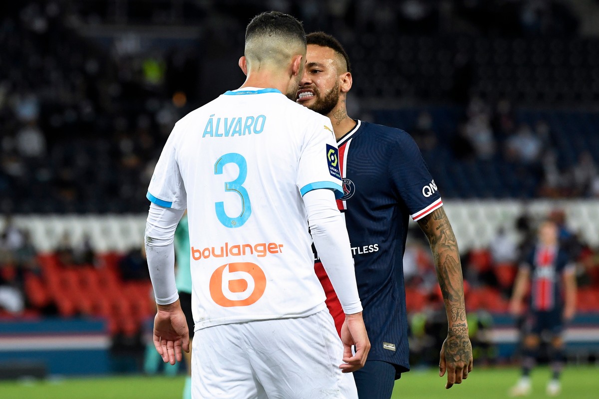 Neymar i Alvaro Gonzalez
