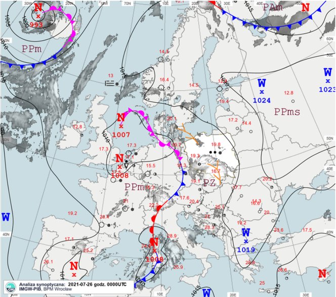 Mapa synoptyczna Europy z poniedziałku, 26.07, godz. 00 UTC