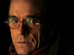 Jeremy Irons nie chce, by syn szedł w jego ślady
