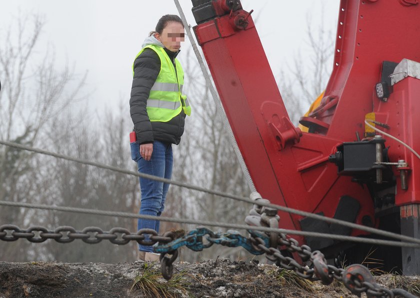 Tir w rowie pod Olsztynem. Za kierownicą 21-latka