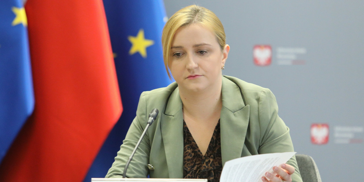 Olga Semeniuk poinformowała w czwartek, że rząd rozmawia z bankami na temat stałego oprocentowania hipotek. Nie zdradziła jednak żadnych szczegółów.