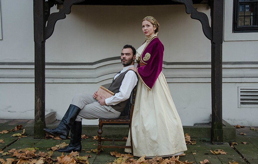 Nebojša Đorđević i Dragana Obradović kao knez Mihailo i kneginja Julija Obrenović