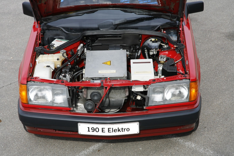 Mercedes 190 z napędem elektrycznym