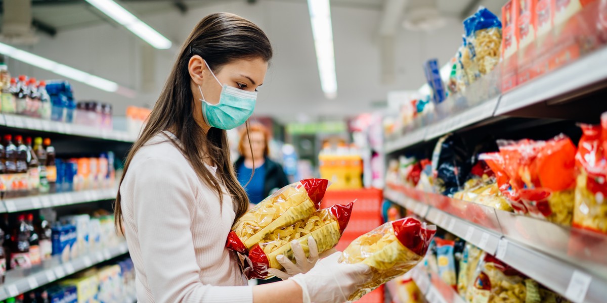 Wygląda na to, że inflacja nie spowolni. W kolejce tych, które czekają na podwyżki stoją producenci makaronów i mąki. Wszystko przez ceny pszenicy.