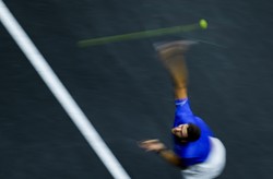 Hubert Hurkacz awansował do ćwierćfinału turnieju ATP w Bazylei