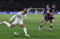 Matty Cash usłyszał od dziennikarki niecodzienne wyznanie. "Przytul mnie. Kocham cię"