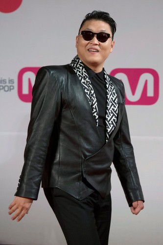 PSY na gali 2012 Mnet Asian Music Awards w Hong Kongu