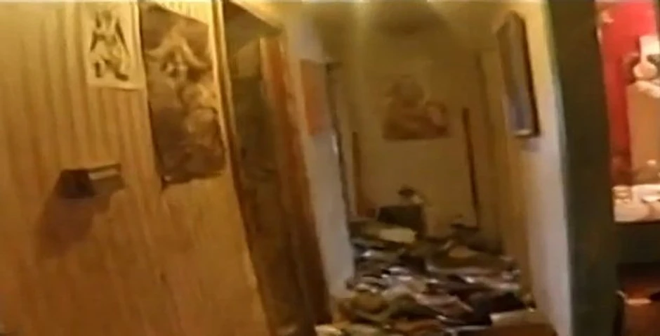 Mesto u kojem je živeo sa svojom satanističkom porodicom bilo je prepuno đubreta