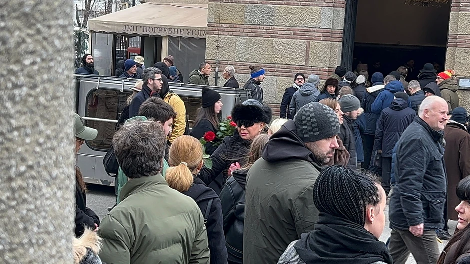 Zorana Pavić na sahrani Milorada Milinkovića