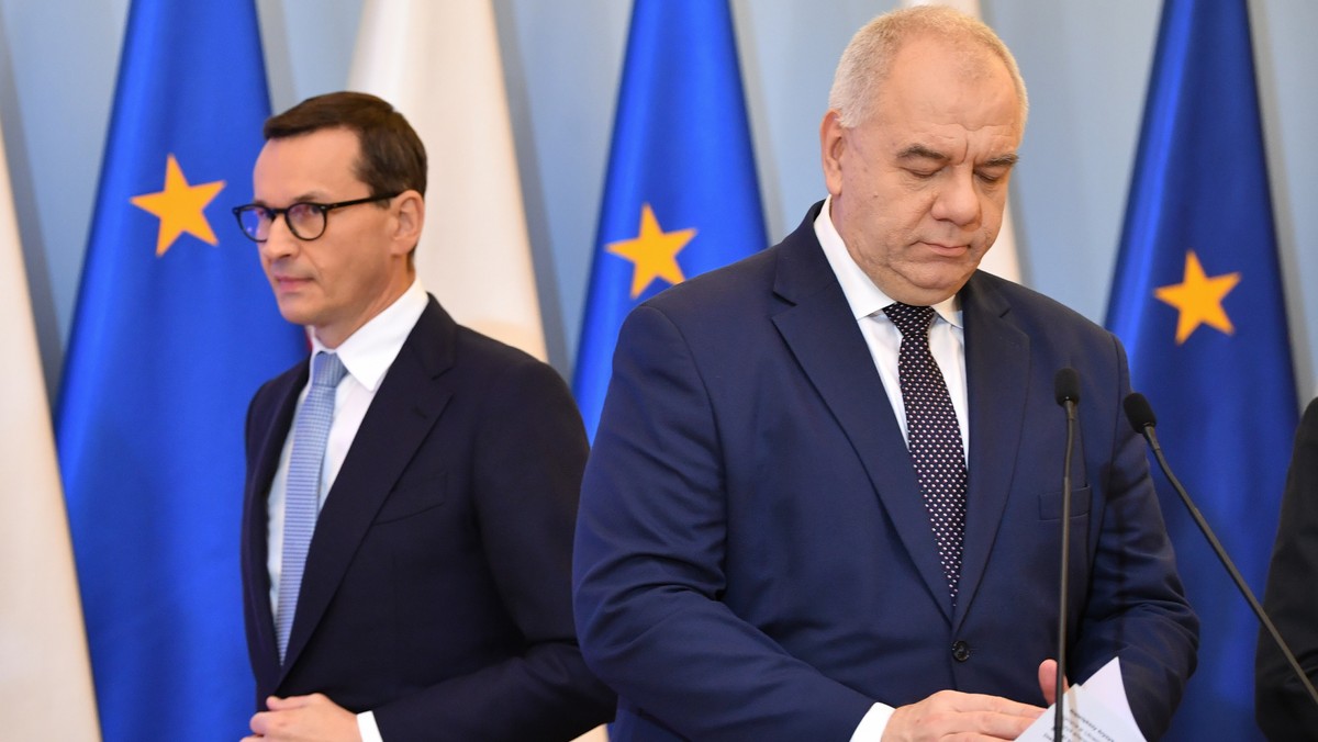 Premier Mateusz Morawiecki i wicepremier, minister aktywów państwowych Jacek Sasin