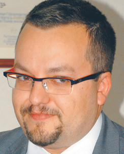 dr Patryk Kuzior ekspert z zakresu prawa oświatowego