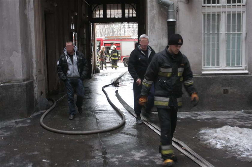 pożar, straż pożarna, ewakuacja, warszawa, kamienica