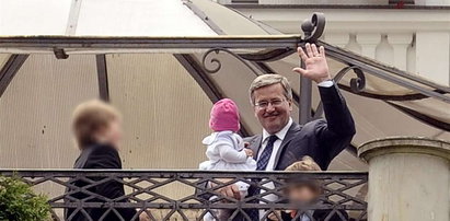 Prezydent Komorowski ochrzcił wnusię! FOTO