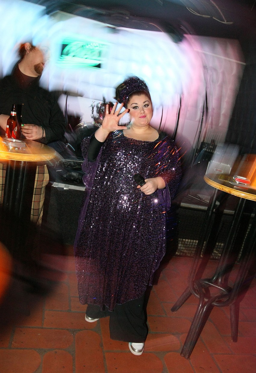 Bojana kaže da je van bine užasno stidljiva