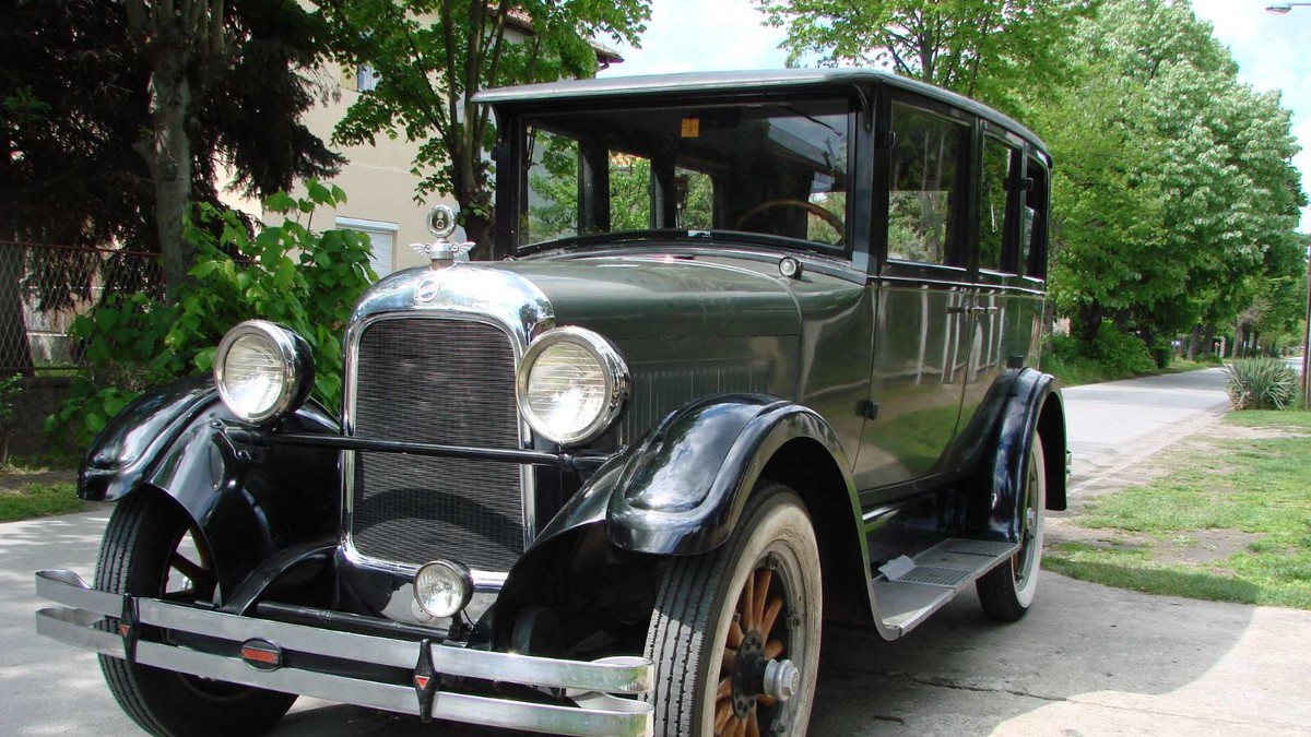 Sto godina automobilizma u Subotici - "Studebaker standard" iz 1926. 